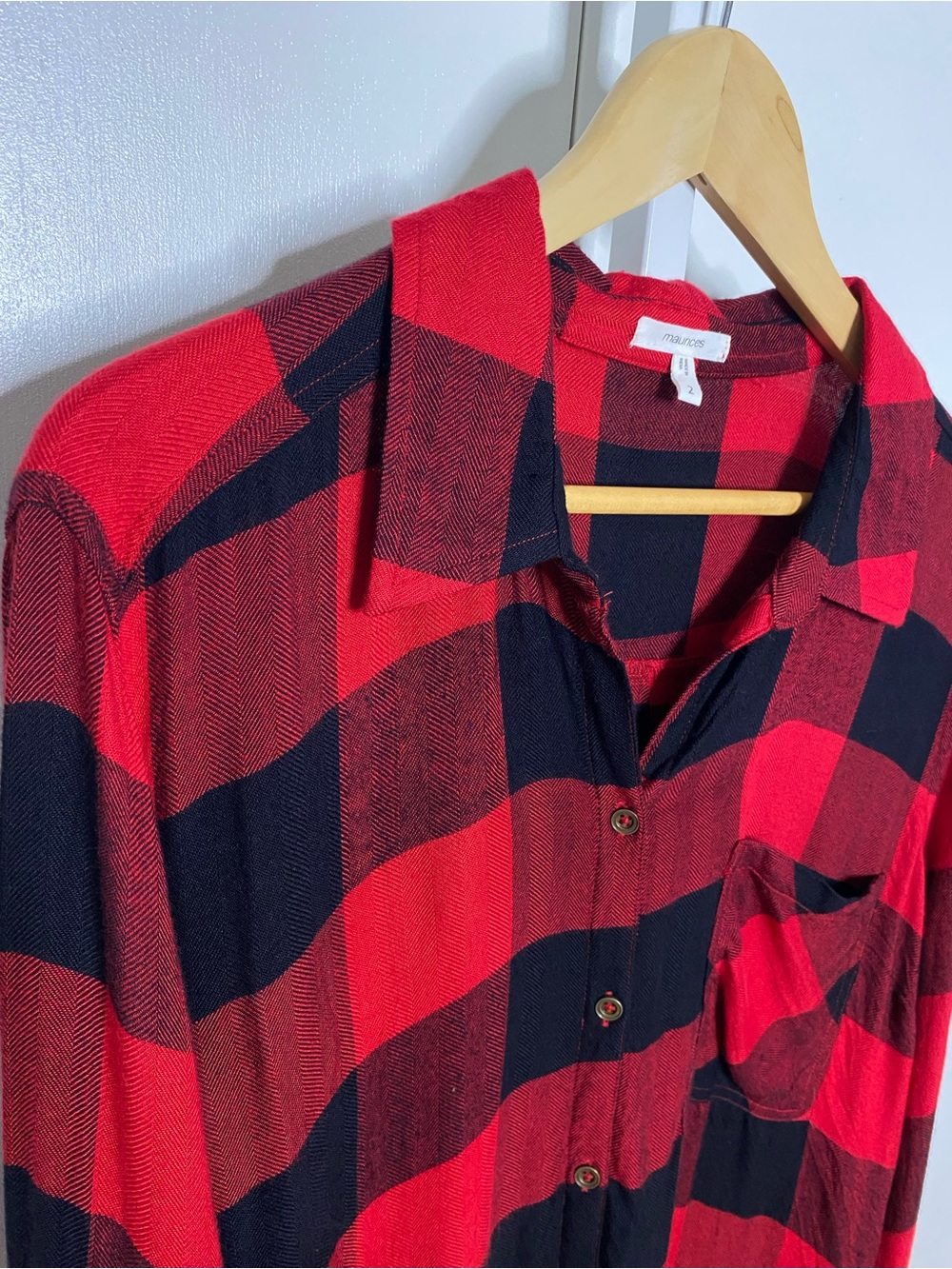 Maurices | Red/Black Buffalo Plaid 100% Rayon Tab-Sleeve Button-Down Shirt Sz 2X - Picture 4 of 16